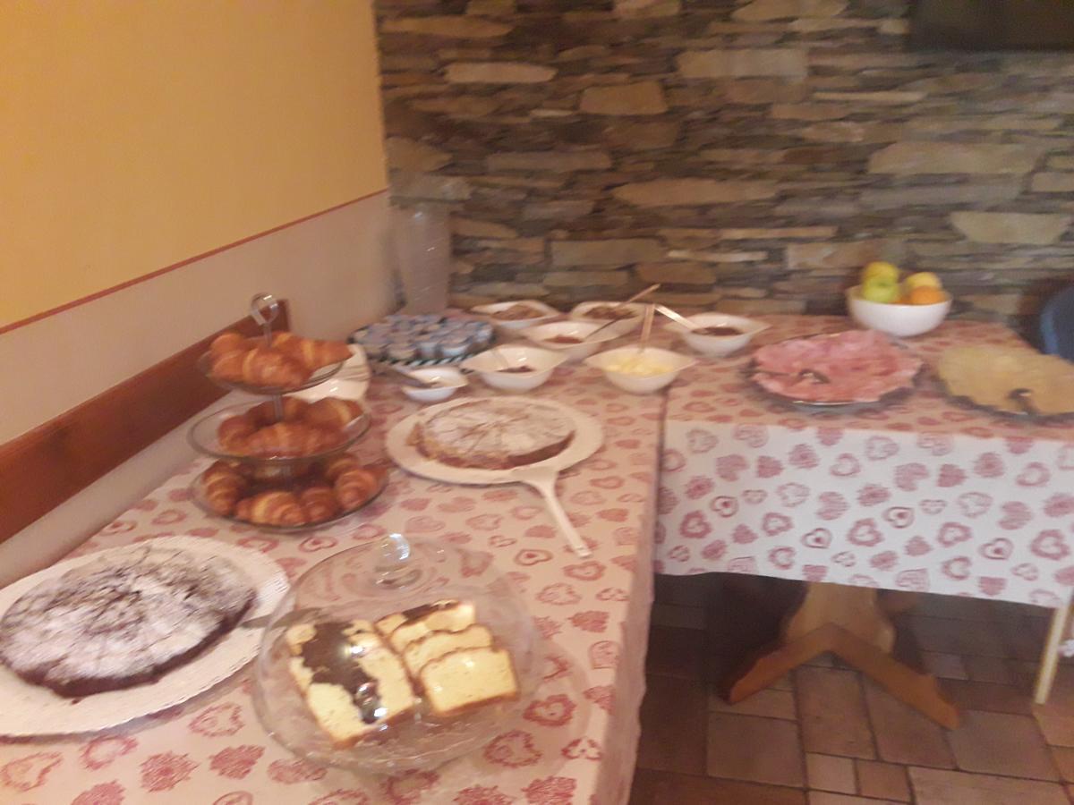 Agriturismo La Miniera Gignese ภายนอก รูปภาพ